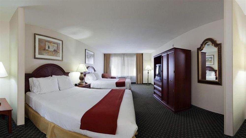 Express Vegas Stadium Area By Ihg Las Vegas