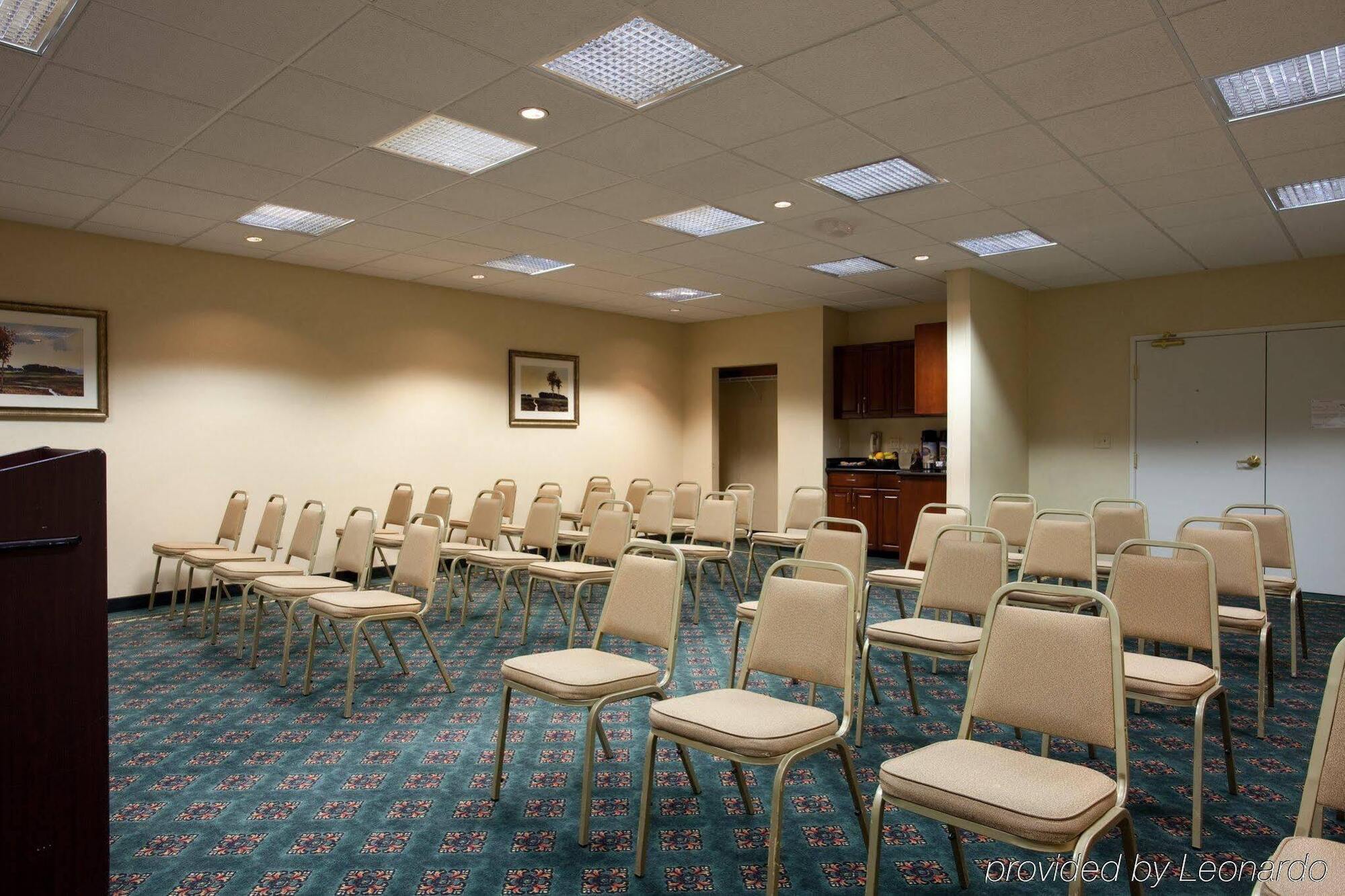 Hotel Express Vegas Stadium Area By Ihg 3*